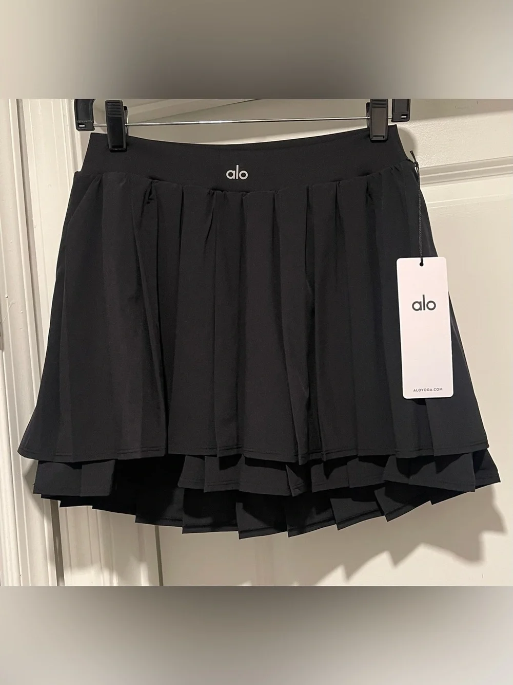 ALO Yoga Black Pleated Tennis Skirt